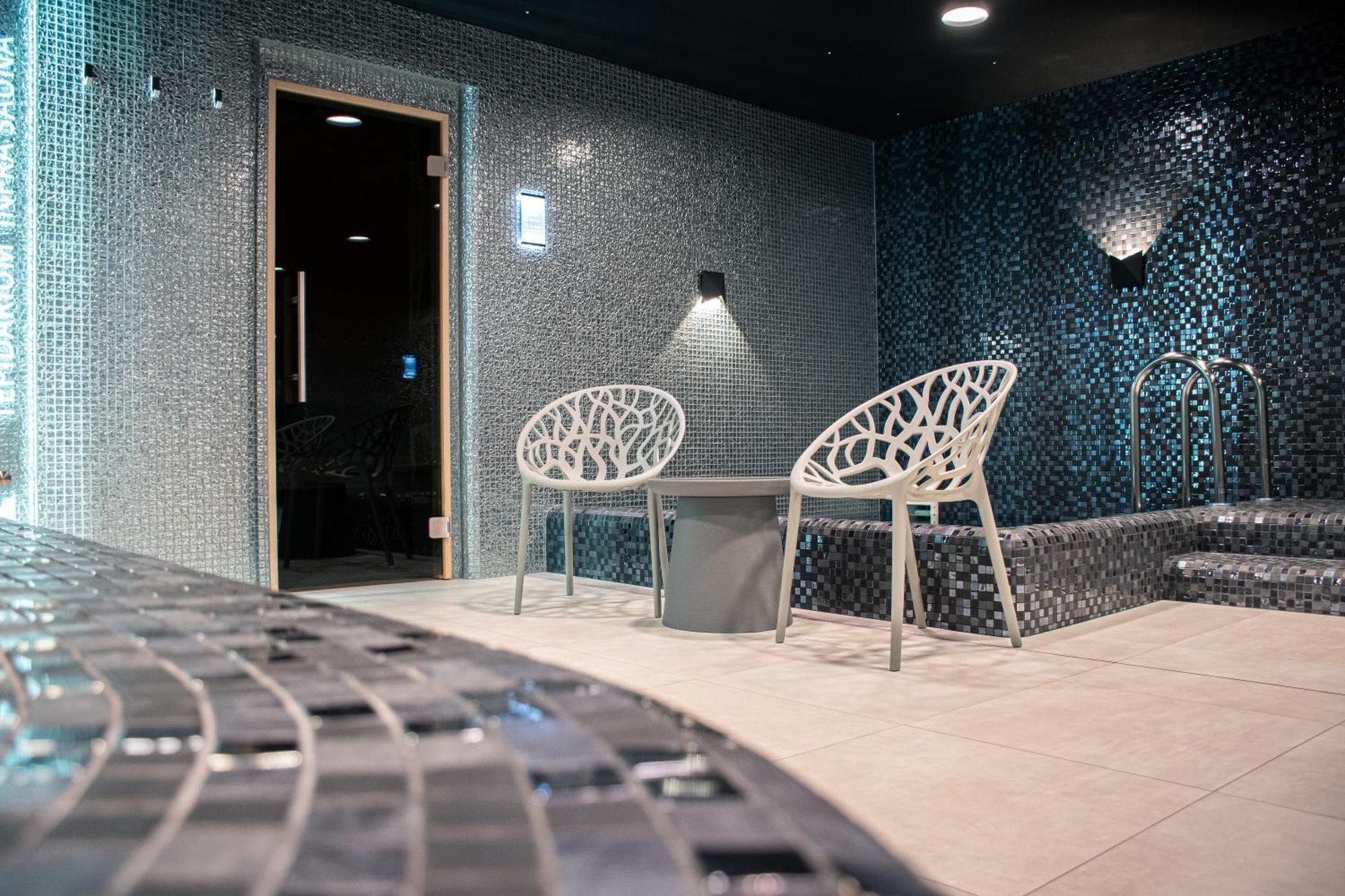 Rm Hotel Wellness & Congress Prievidza Dış mekan fotoğraf